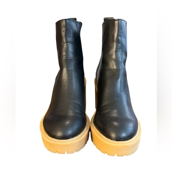 Dolce Vita Caster H2O Waterproof Lug Sole Heeled Ankle Boot Women’s Size 6.5 - Picture 4 of 8